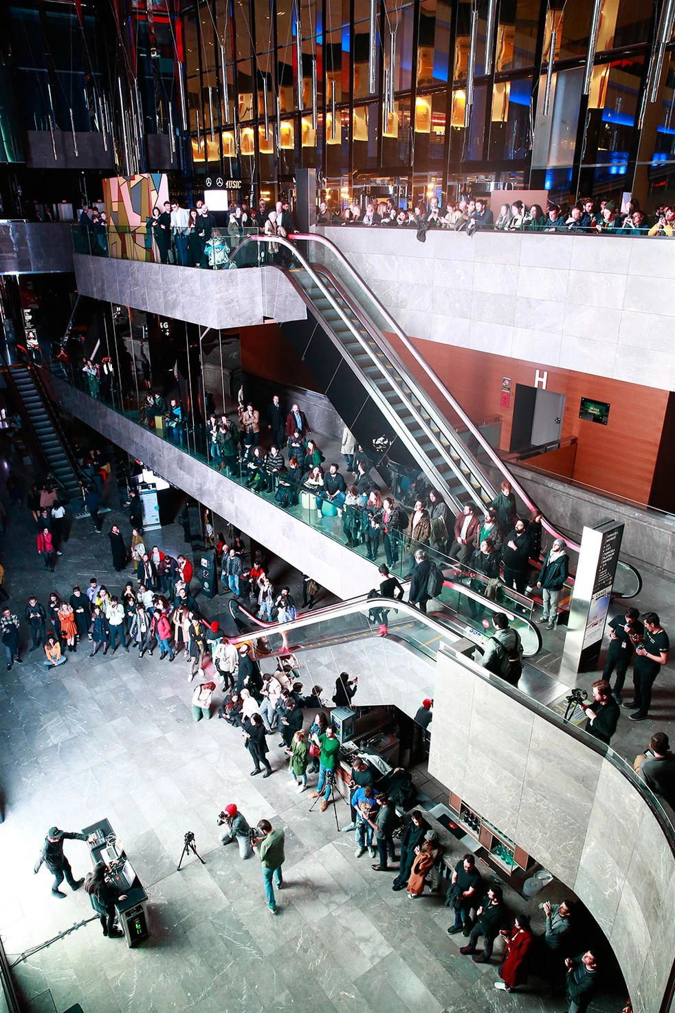 eb3e74_13a325ac7baa45dd84eb82f2ee1c3ef3~mv2