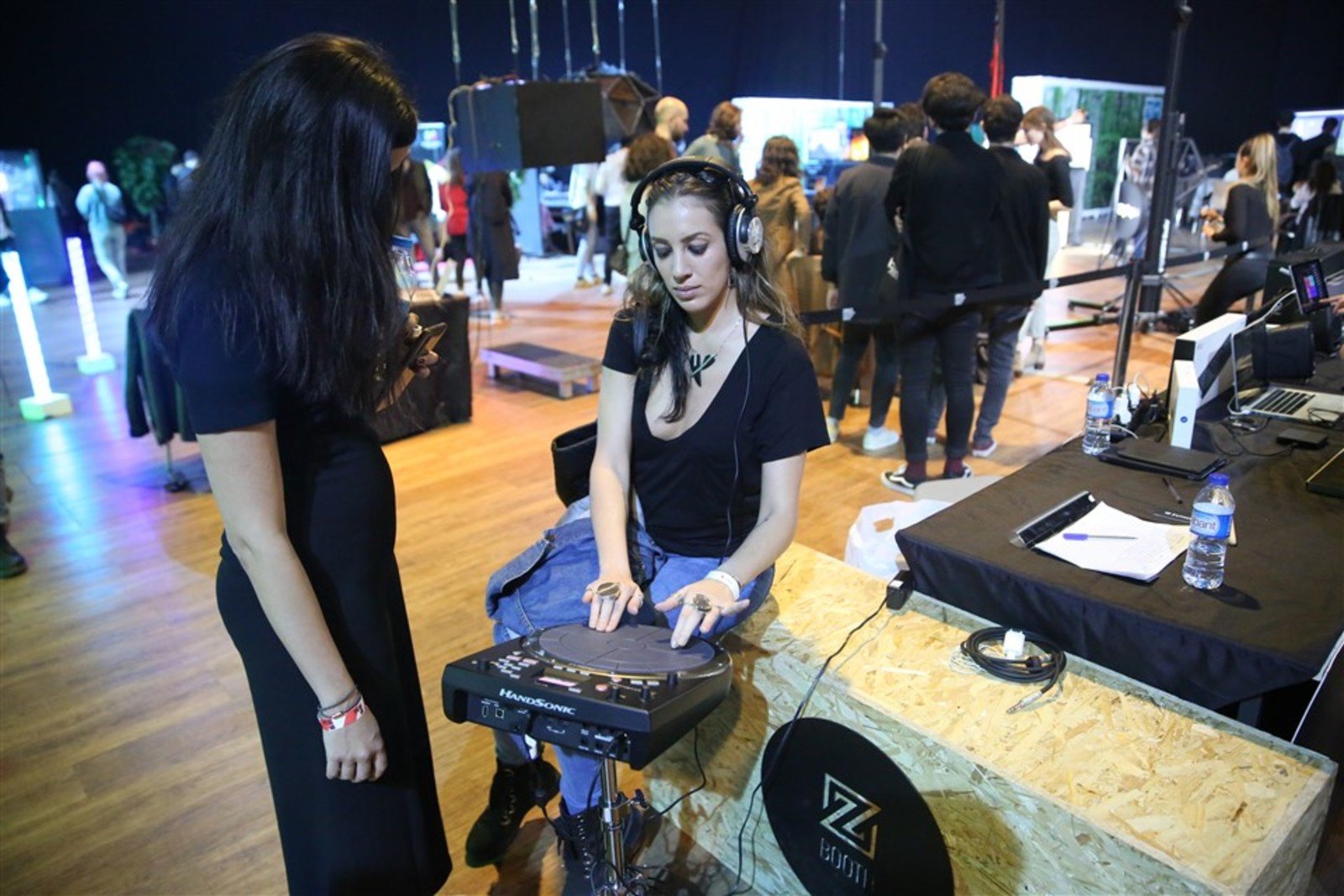 eb3e74_36a6ef9c70aa453eabe3779b05675617~mv2 (1)