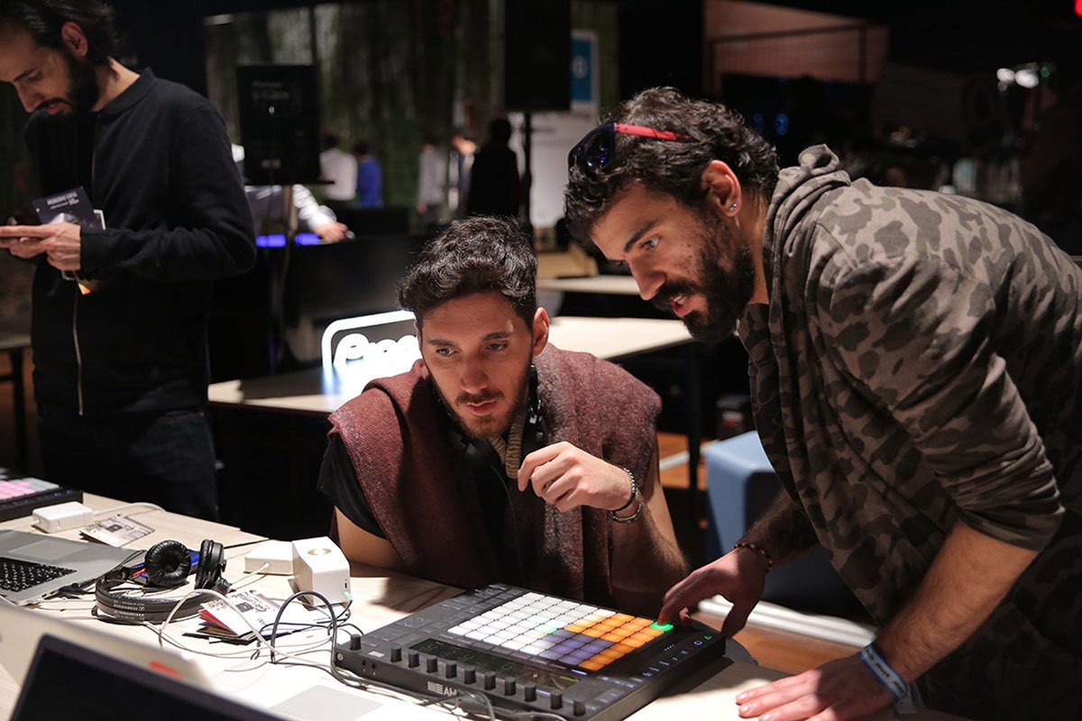 eb3e74_3e319502e1dc4e11a8e6d21a67e3e917~mv2 (1)