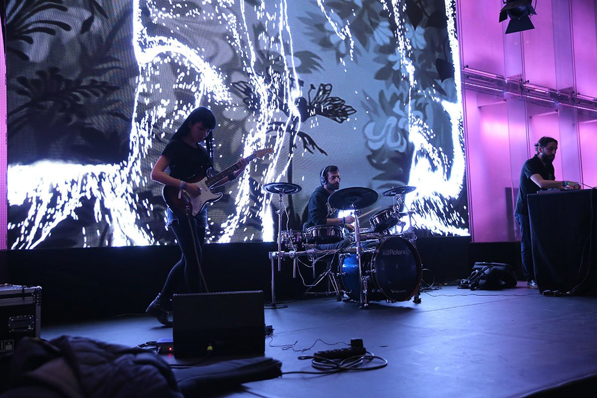 eb3e74_54c62a16c2d842d28edeb0be98099239~mv2 (1)