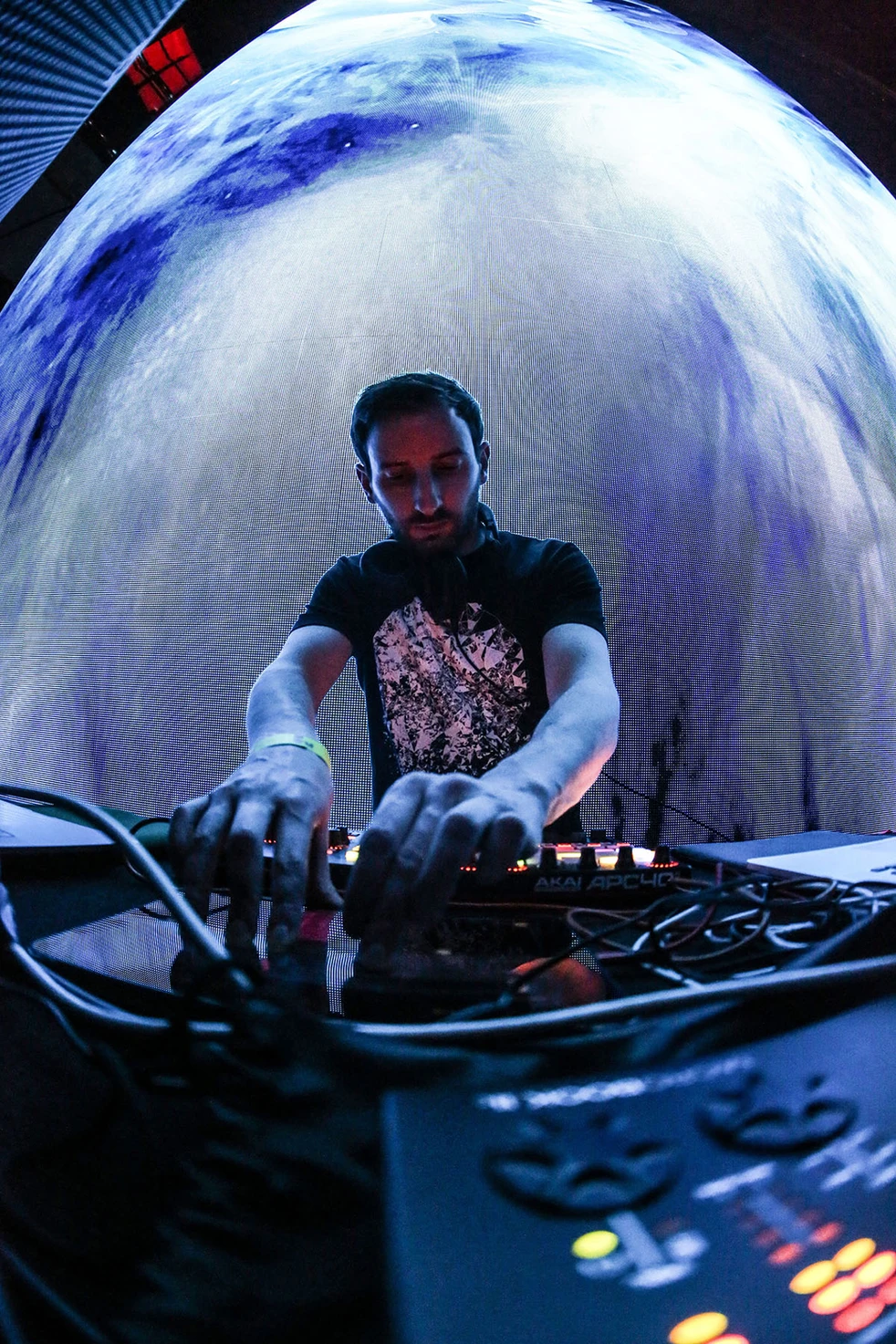 eb3e74_5d3a0df9981d452bb20369c1b616a9ac~mv2