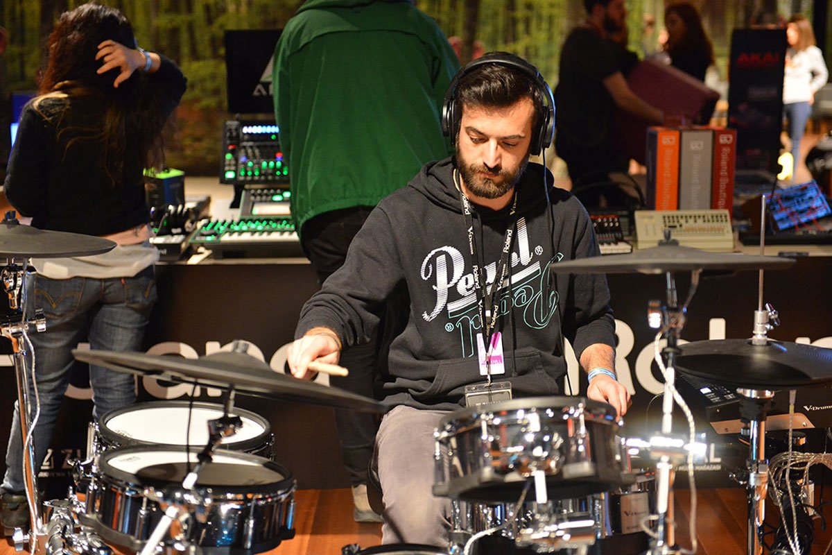 eb3e74_74791129f0a9424bb4b0a378ce336db7~mv2 (1)