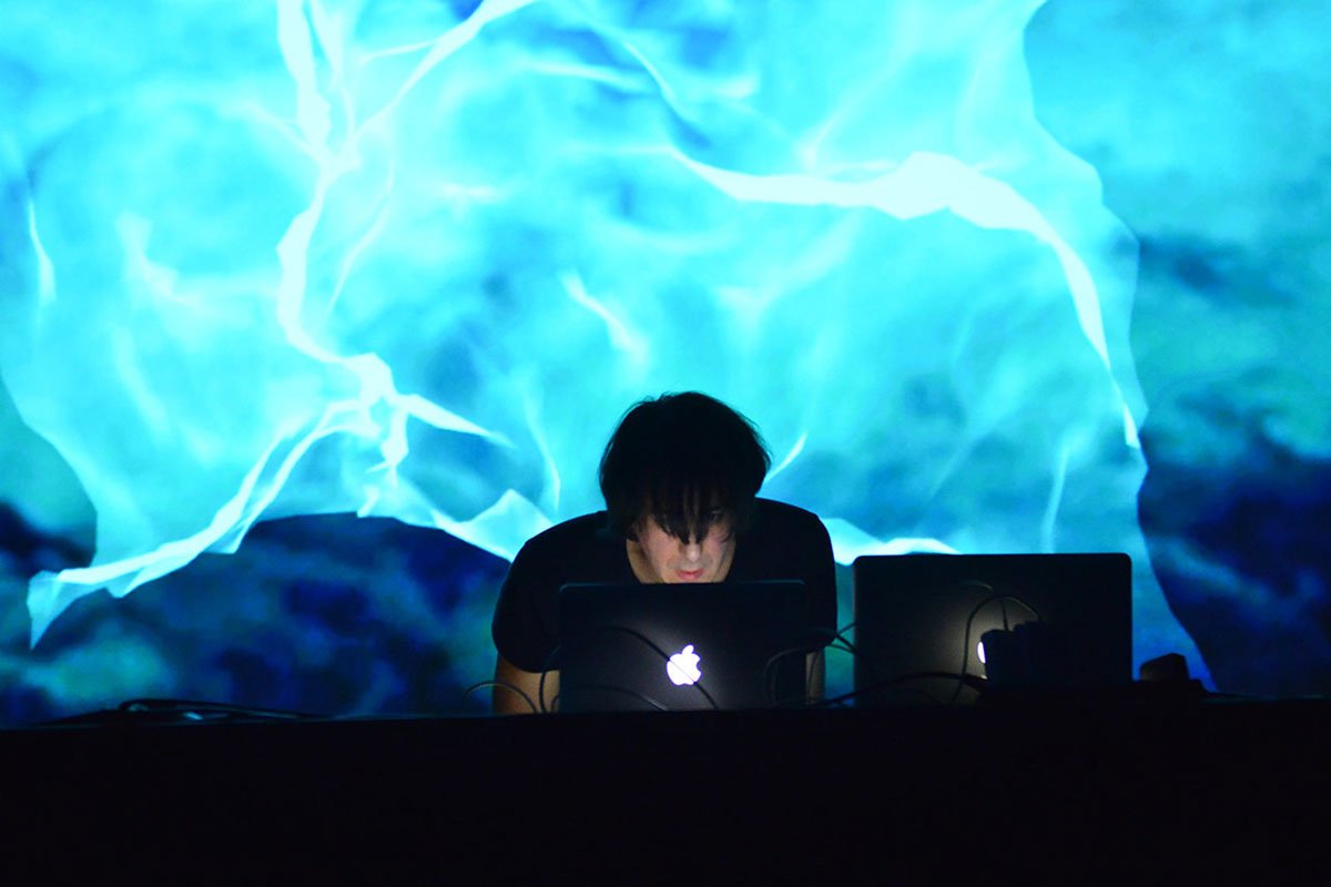 eb3e74_8e3b5af56e3247dcbe8054cfd31ad381~mv2 (1)