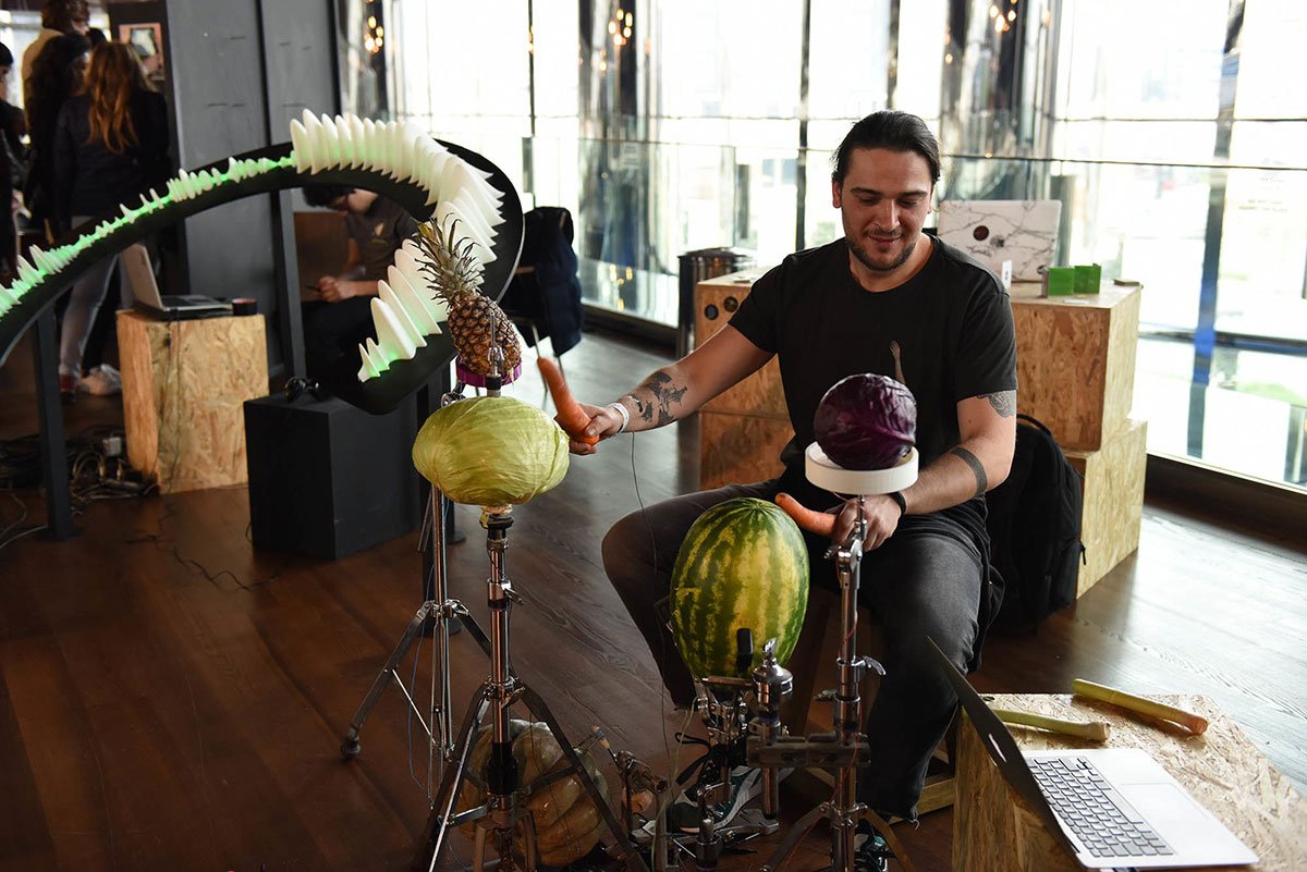 eb3e74_91e8fb2f6a17419da7630f29e85b2e54~mv2