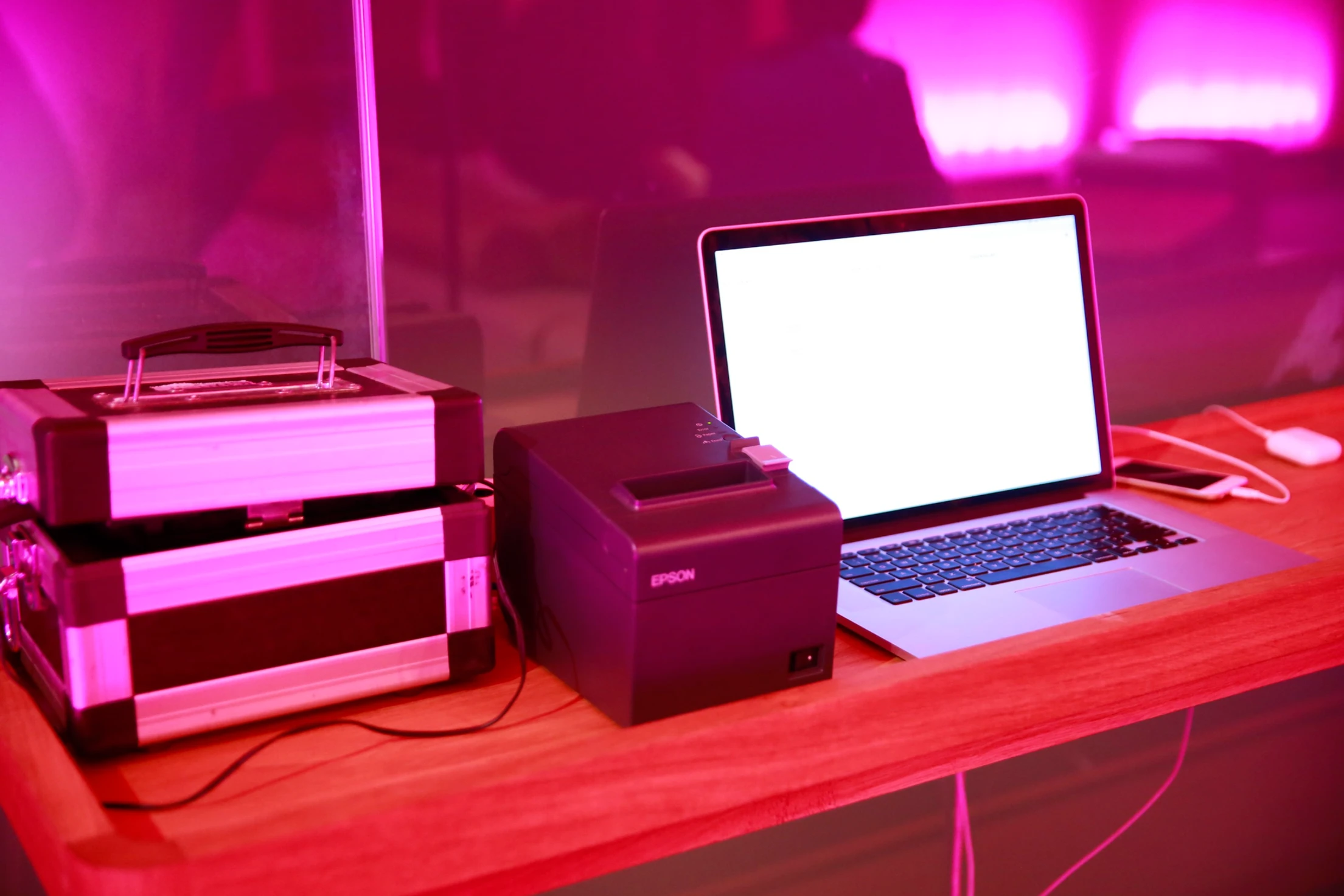 eb3e74_94adda68fd2540a391cfa47ae183bc56~mv2