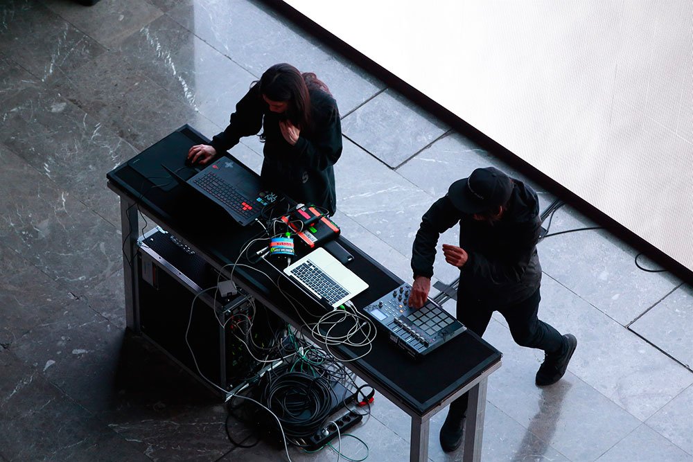 eb3e74_9775b763b54042ea9f126acd5068e356~mv2