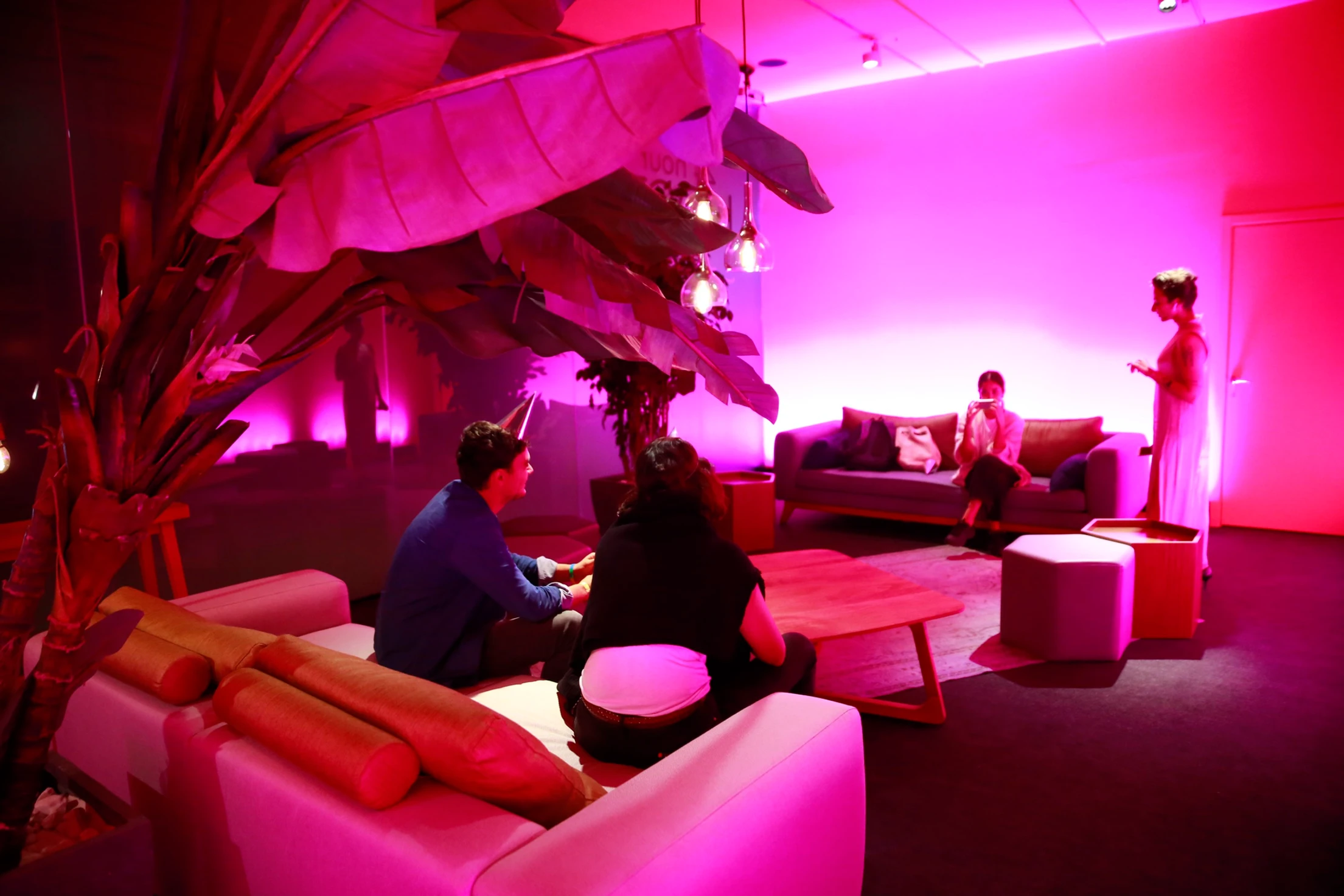 eb3e74_cf6df2258e024ea6a220a3673d5c2f5f~mv2