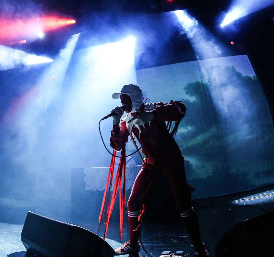 eb3e74_e0325eac5fbc4c1bbe493ee598067352~mv2 (1)