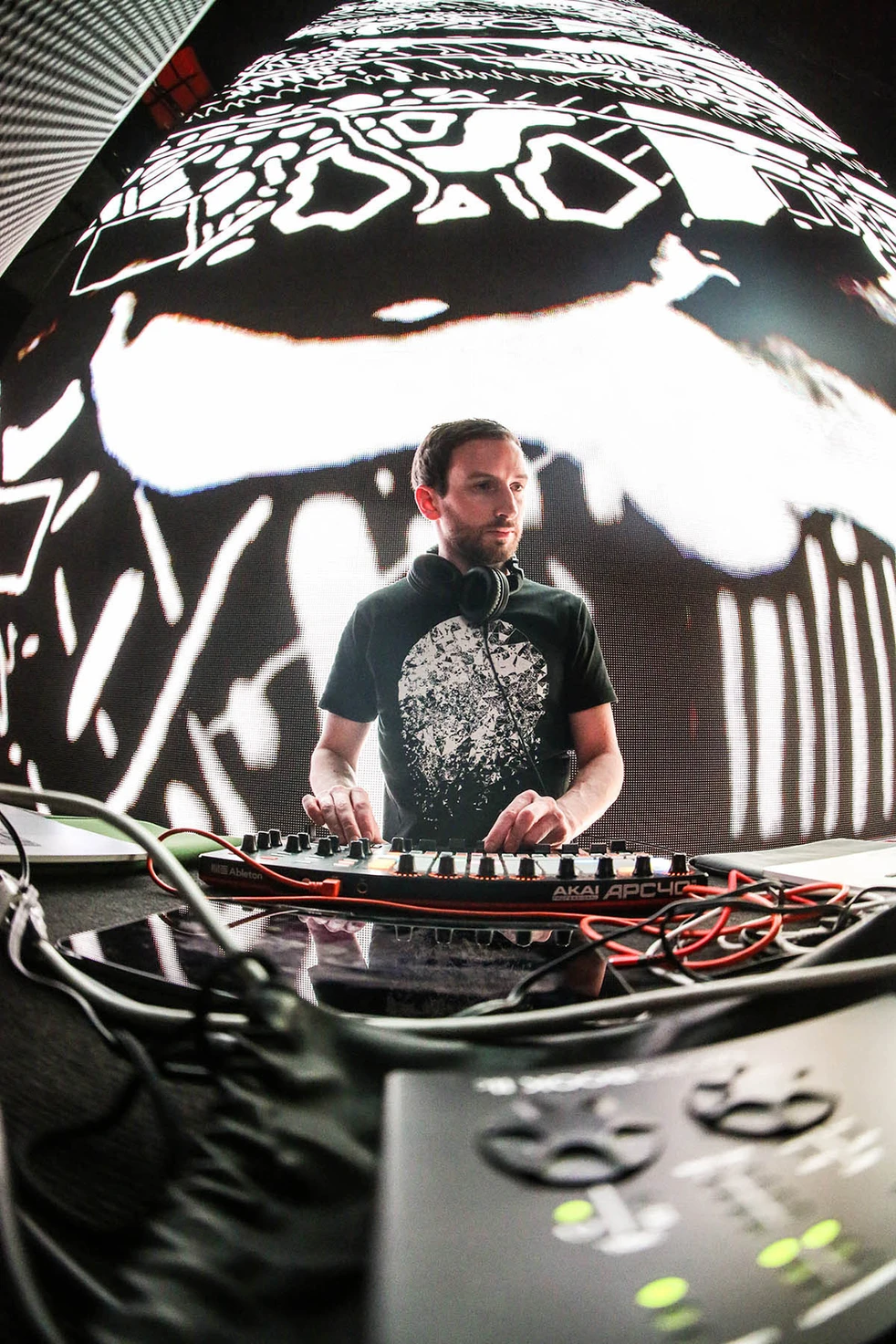 eb3e74_f705edfe94b14130844049cfdc09ee26~mv2